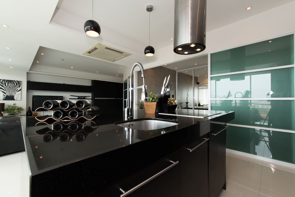 have build in furniture,own,microwave,dishwasher,fridge,cafe maschine,
