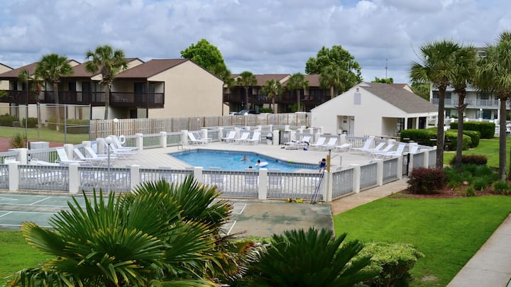 Cute 1-bed Condo Just Steps From The Sand! - Panama City Beach, FL