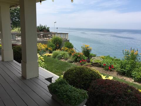 Lakefront Escape