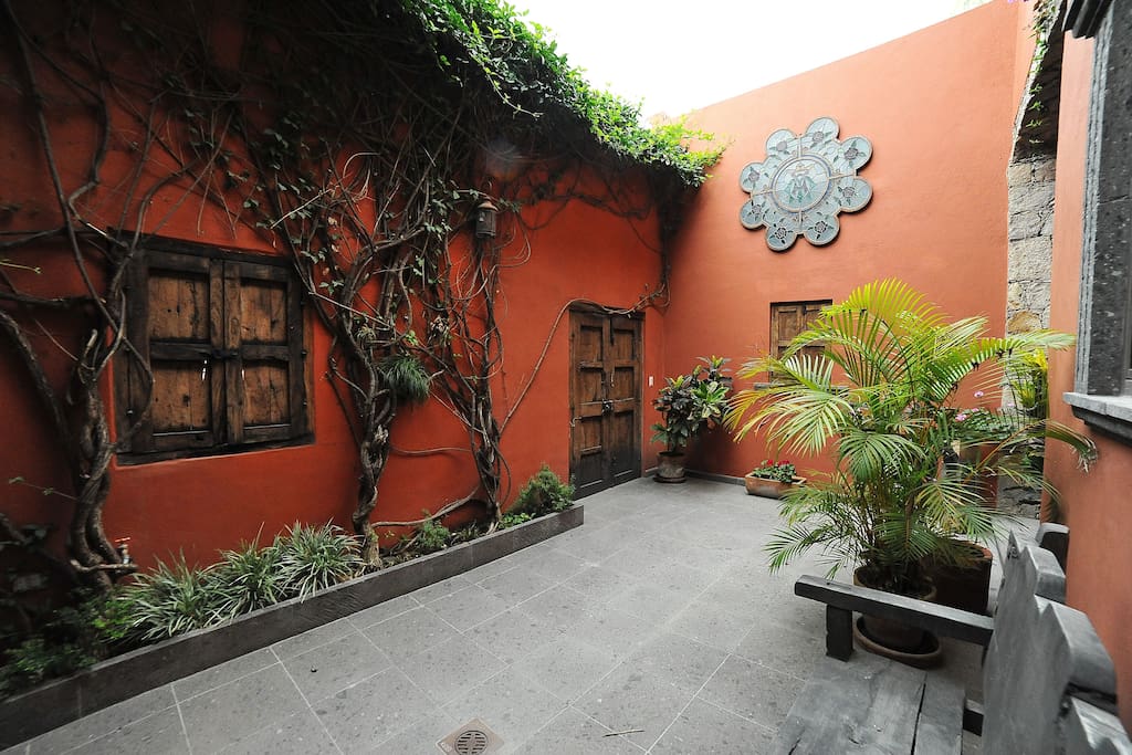 Entry Courtyard