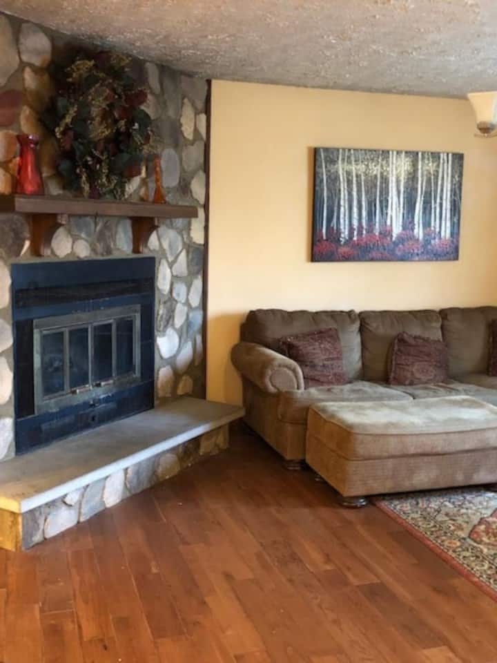 Town And Country Home - 헌팅턴
