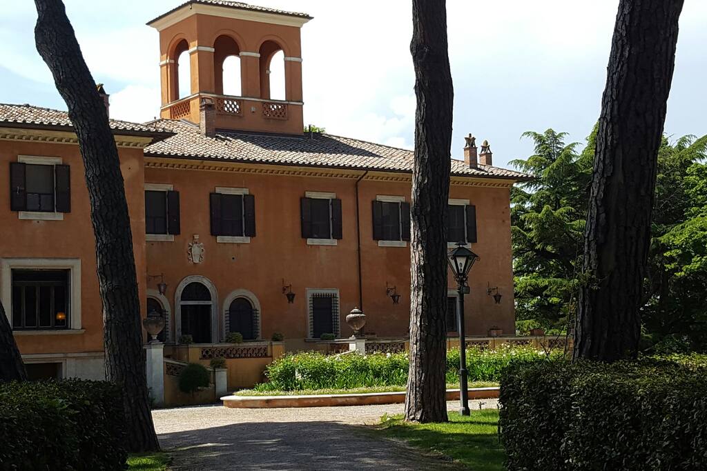 Arrival at villa la torricella