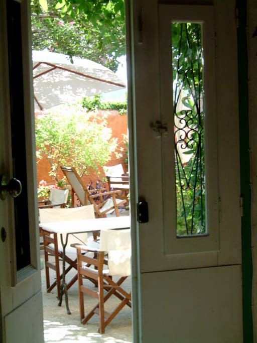 Relax in the courtyard