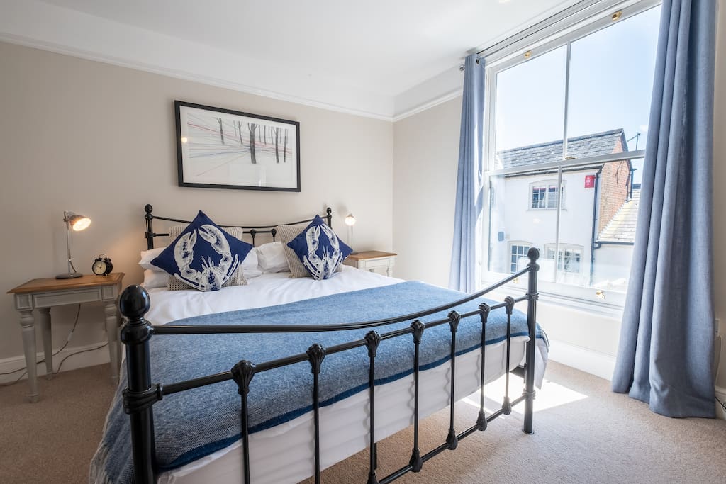 Master bedroom - King sized bed with extra deep Pocket Sprung mattress and quality High Thread Count linen