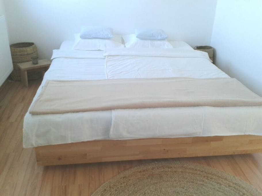 Dein Bett 160cm x 200cm, neue Matratze