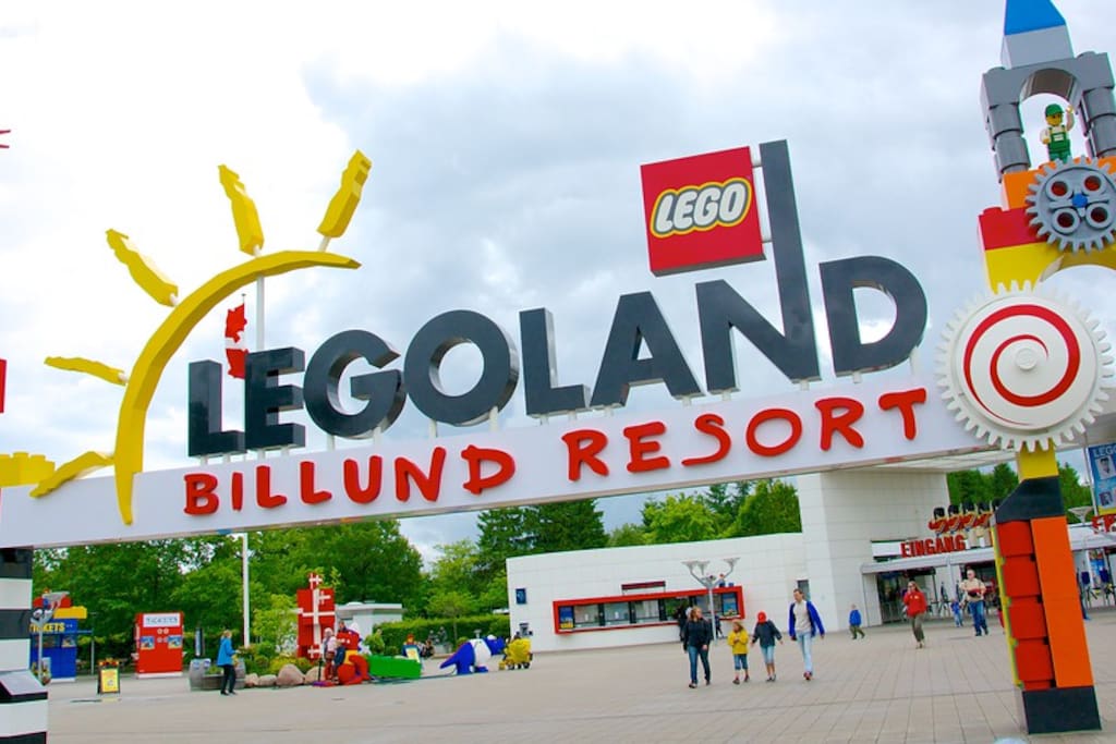 35 km to Legoland
