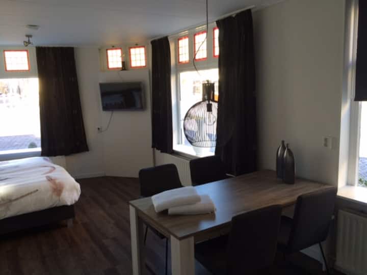 Sfeervol Appartement 'De Alibi' In Centrum Alkmaar - Bergen aan Zee