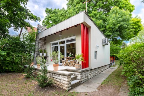 Cottage near the Lake