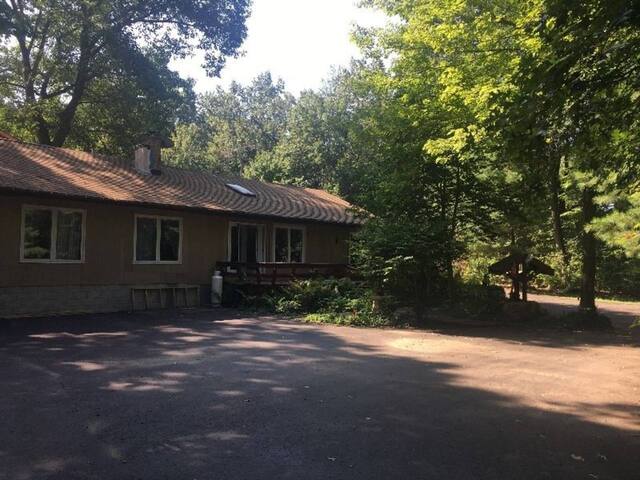 Airbnb Pinery Provincial Park Vacation Rentals Places To Stay