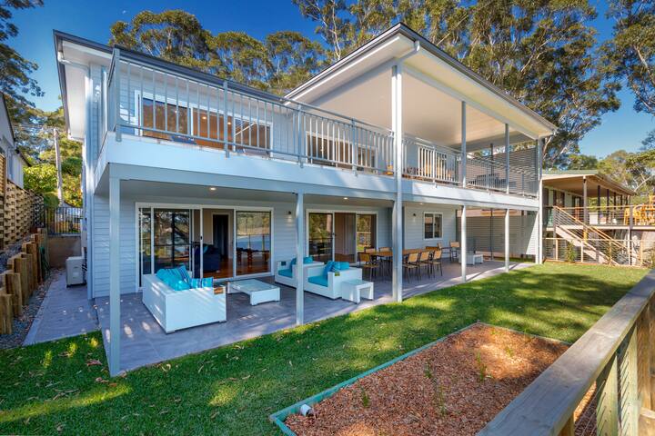 DRIFTAWAY- Sunset Views-Wi-Fi-Kayaks-Lakefront gallery image 4