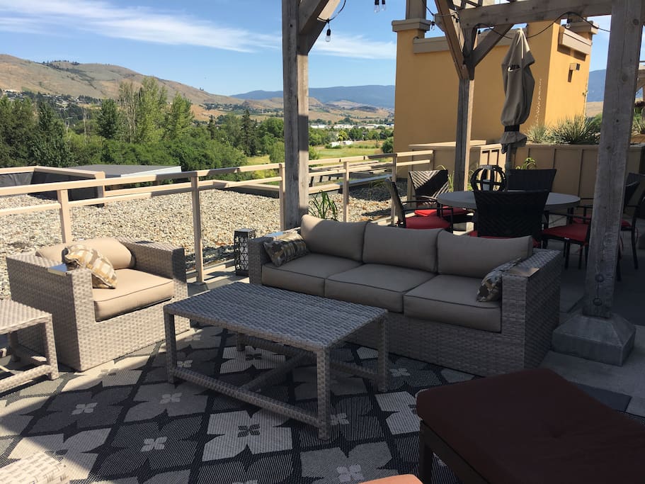 ROOF top also with Mountain view
