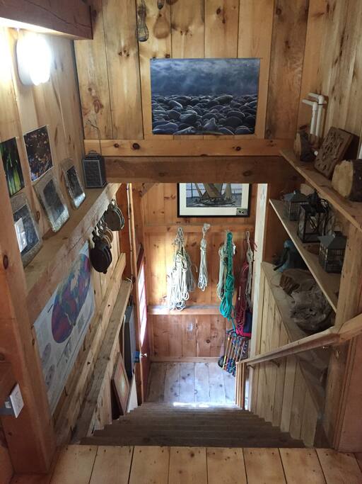 Second story barn entrance. Entry has room for beach towels and some gear.