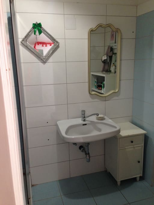 (No, we couldn't hang the mirror in the center :) )