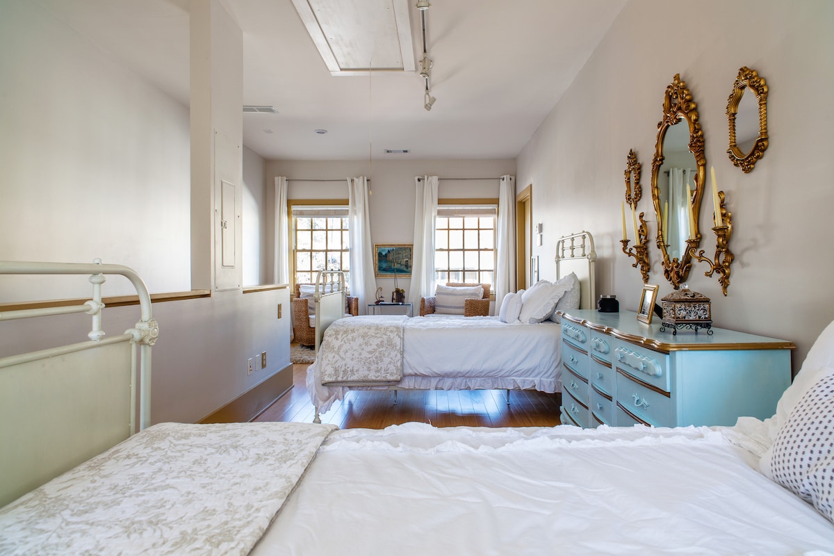 Svjetlošću ispunjen loft na trećem katu