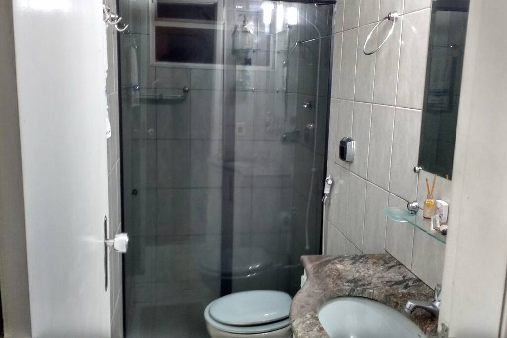 Banheiro c/ box blindex