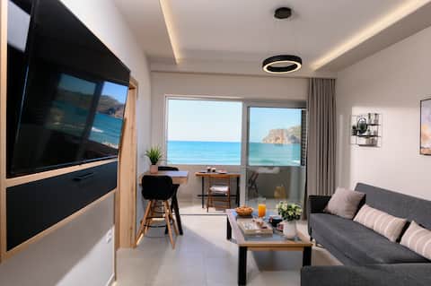Just Creta beachfront apartment Νο 2