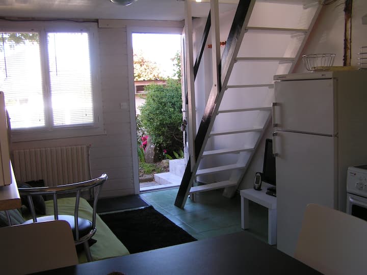 Jardin D'agapanthe - Duplex 10 Min Du Centre Ville - Lannion