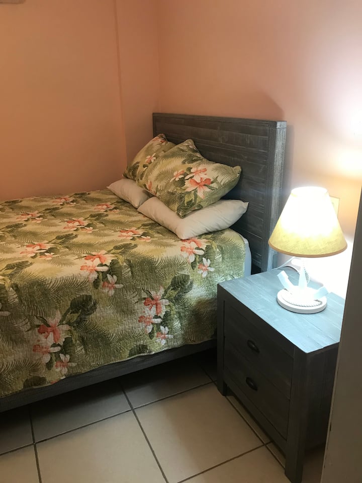 1st floor bedroom with queen bed