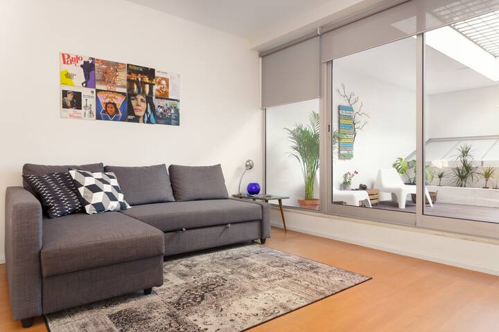 FH – Prédio de 6 Apartamentos no Centro do Porto gallery image 2