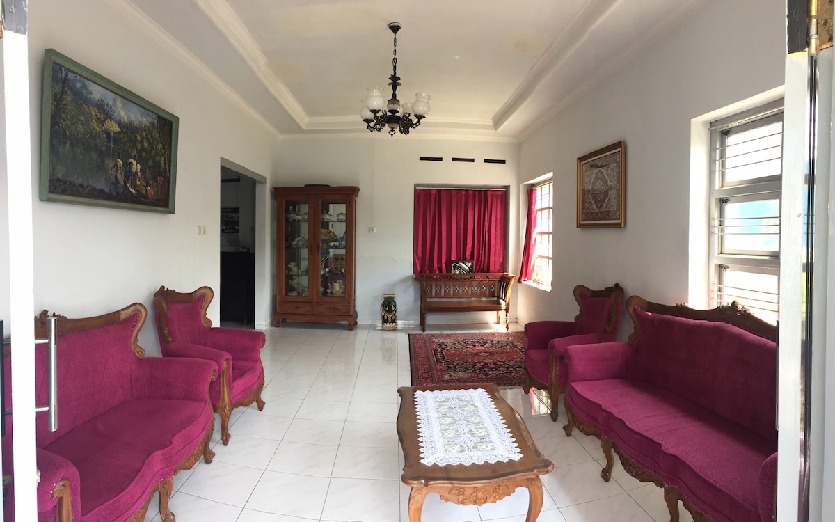 Sebule na Sebule yenye nafasi kubwa