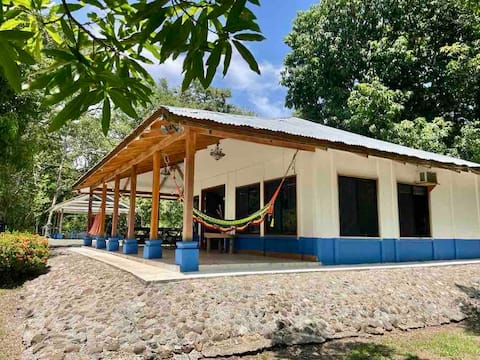 A house in Costa Rica surrounded by nature