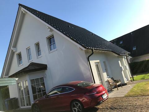 Baltic Sea Pearl Usedom, with study, train 10 min.