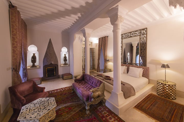Suite BAHIA