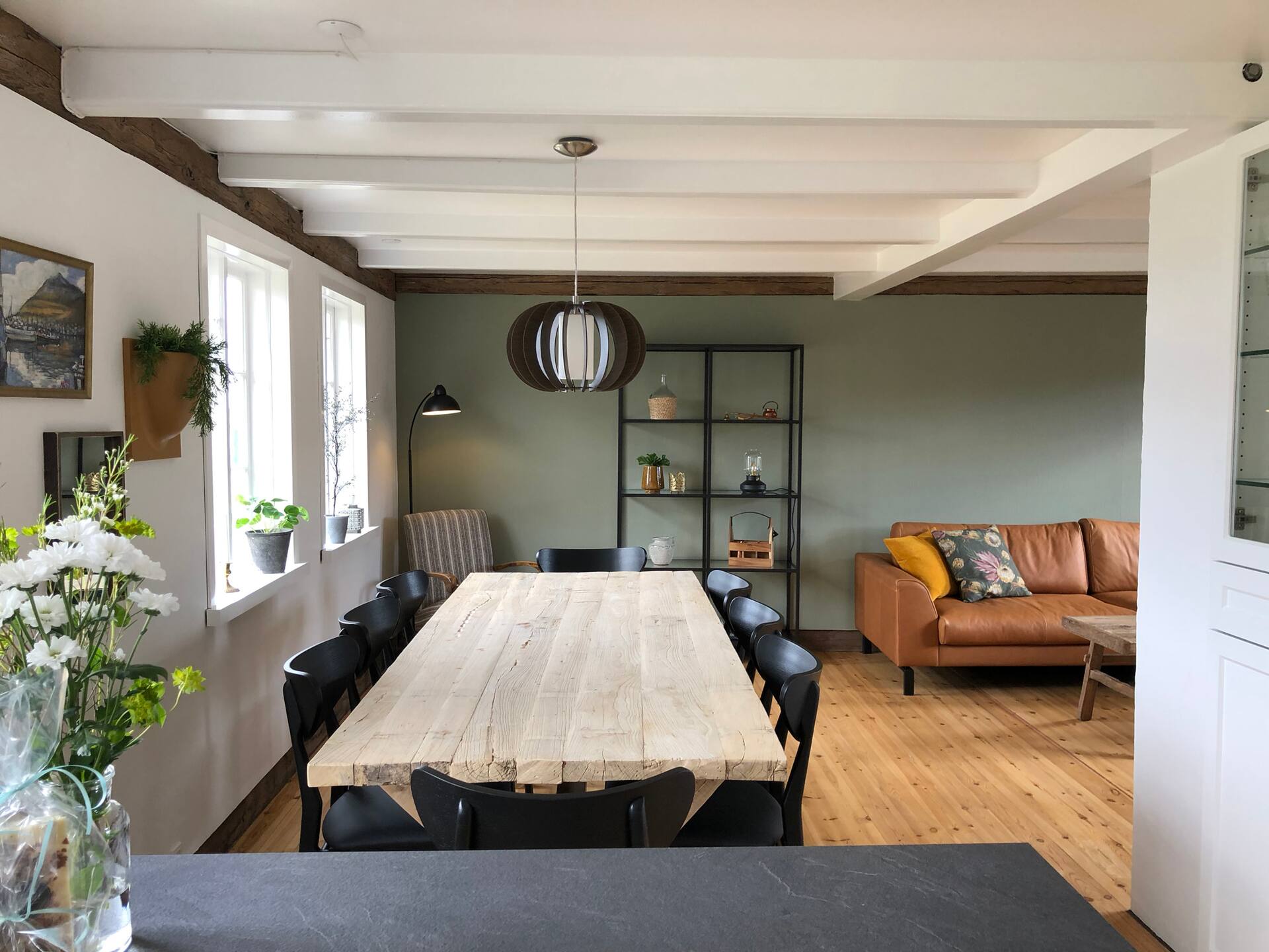 Traditional Faroese house in Tórshavns city center — foto 3