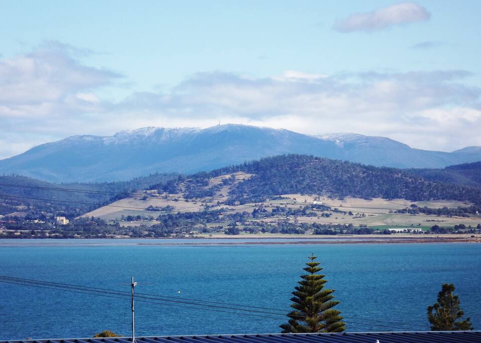 Winter snow on Mt Wellington