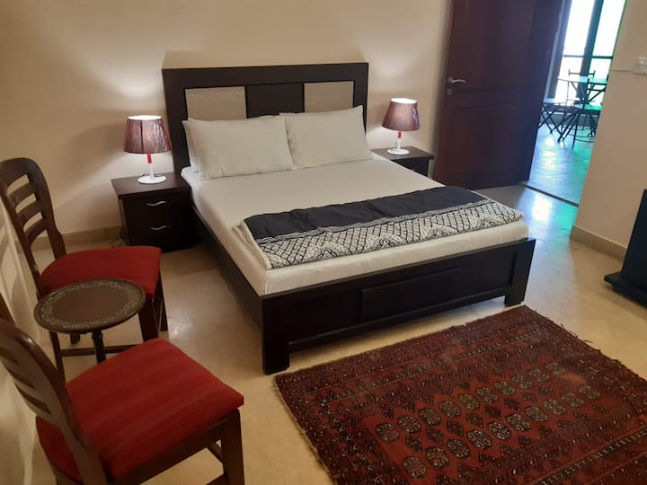nauman's bnb 304 Bed and breakfasts for Rent in Karachi, Sindh