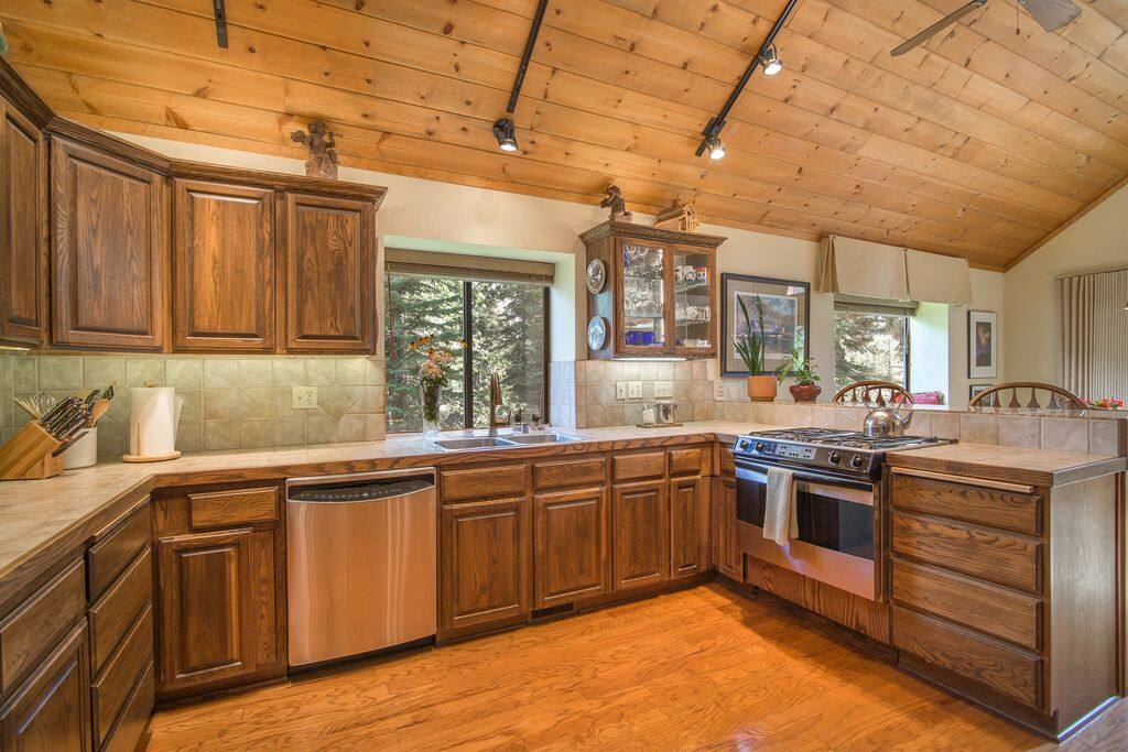 Large kitchen