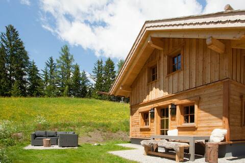 Premium Chalet Mountain Hideaway