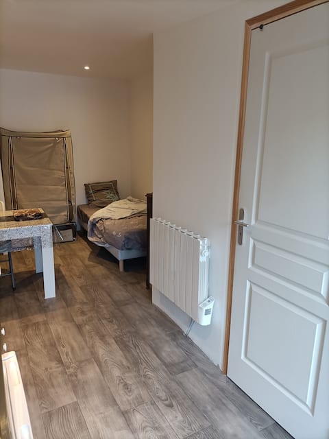 Top Airbnb: Fully-equipped studio in Le Havre