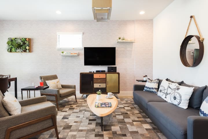 Modern Luxury House in East Downtown