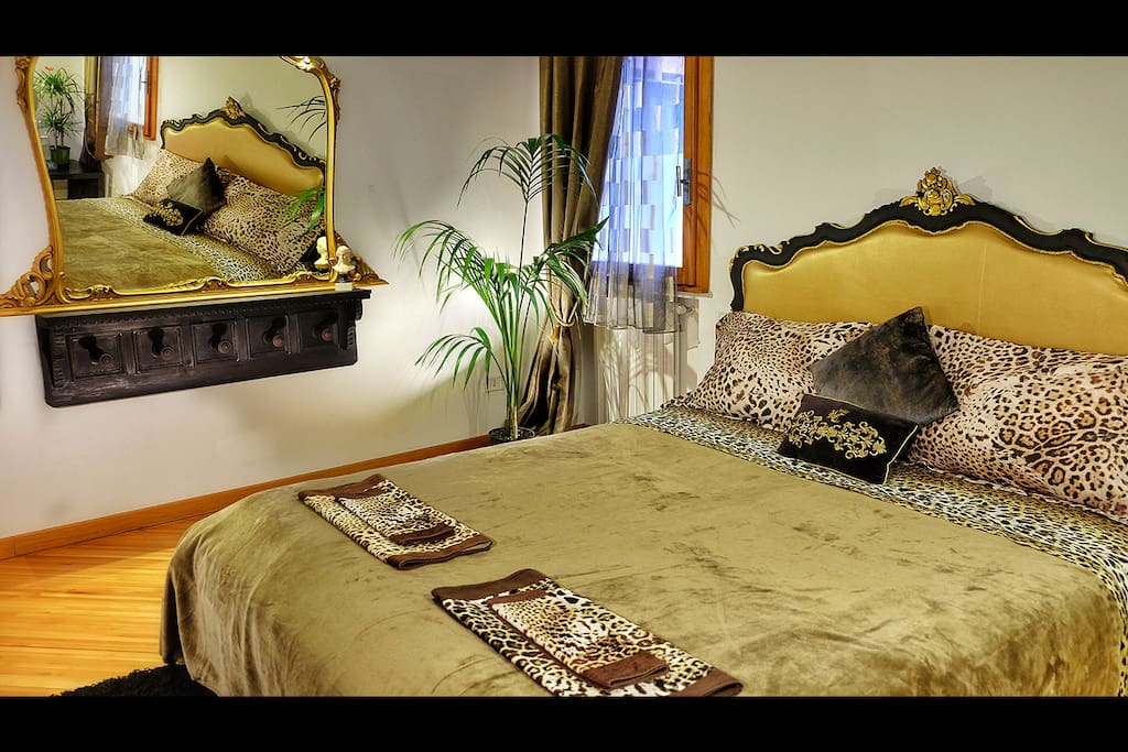 Gondoliers quarters. With an extra blanket on top. (Note: Bed updated in 2018)