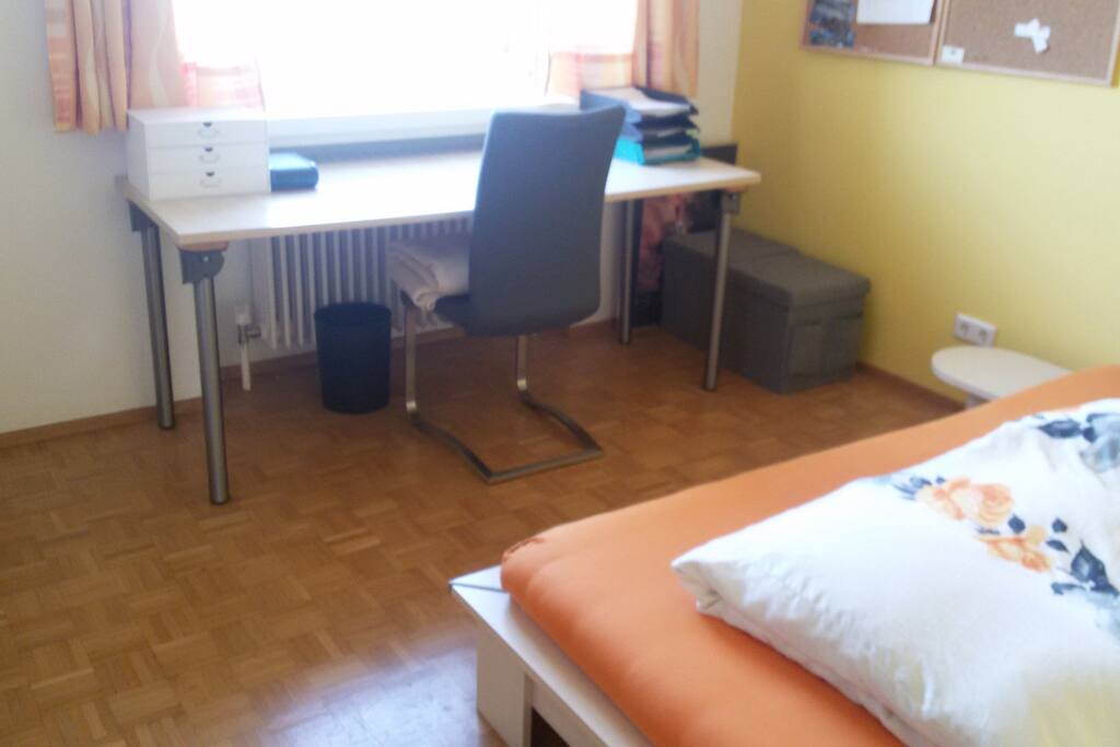 Geräumiges Zimmer