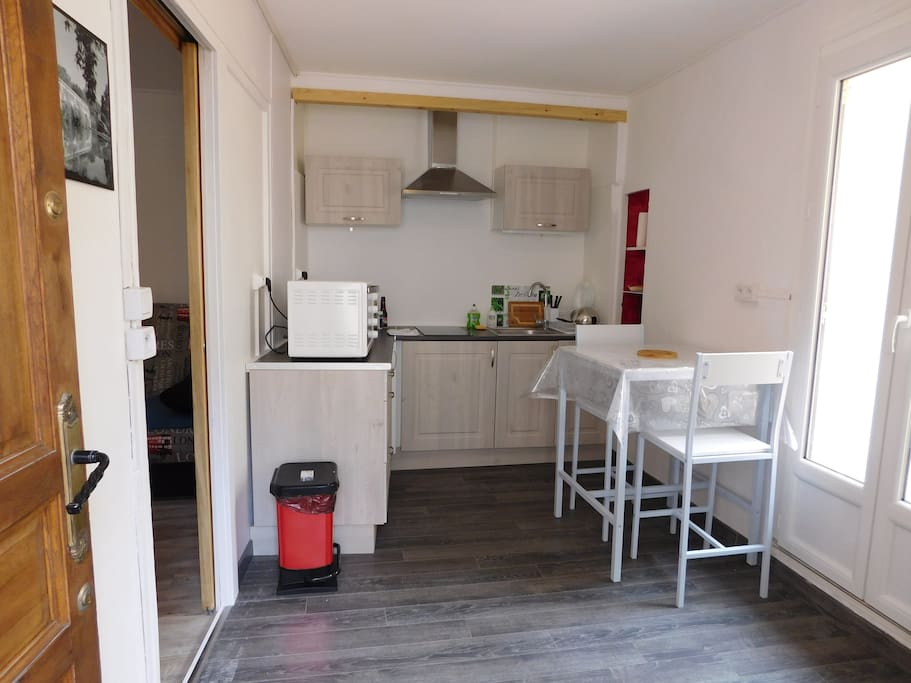 Cuisine depuis l'entrée