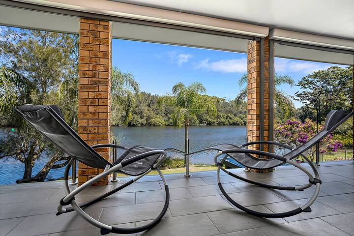 Bonville on Bonville – Sawtell Waterfront Luxury gallery image 2