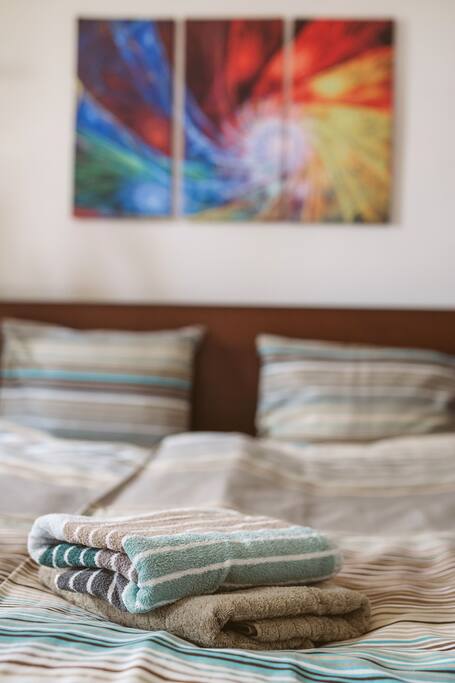 ROOM 2