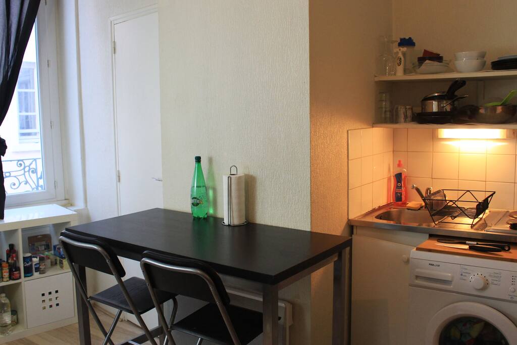 Cuisine, table à manger