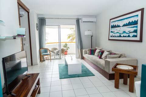 Sea View / Modern and Cozy 1BR Apartment
