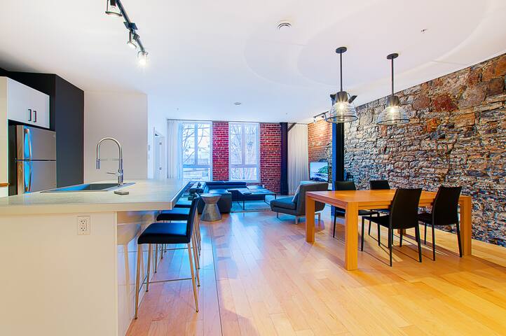 104 – Lofts St-Joseph – Par Les Lofts Vieux-QC gallery image 5
