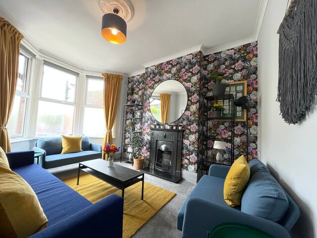 Great located Victorian house with all amenities