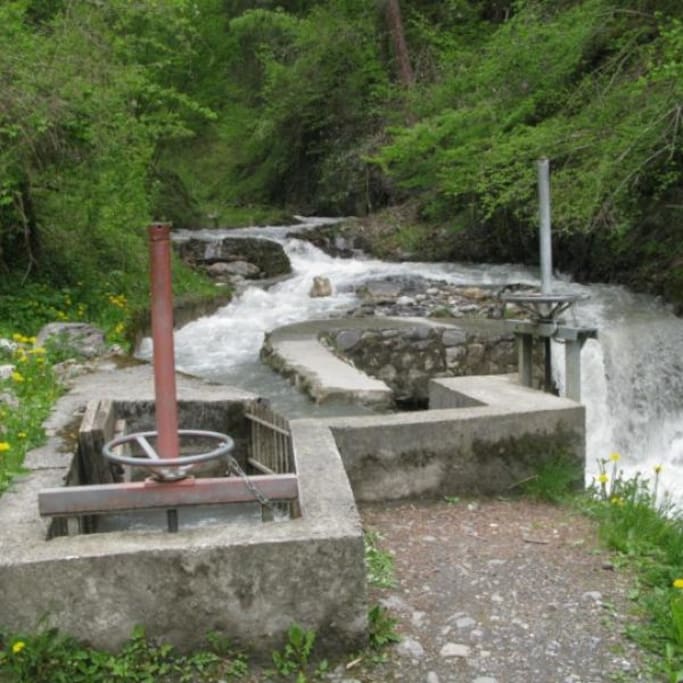 Belle balade à faire, bisse des Lentine, sur place.