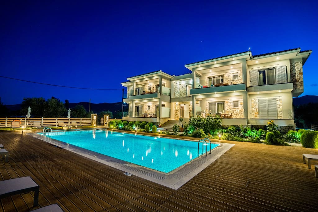 pool