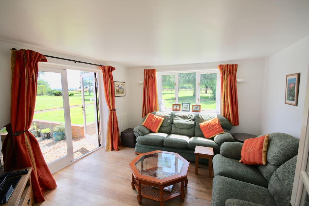 Sun-room - private use during stay