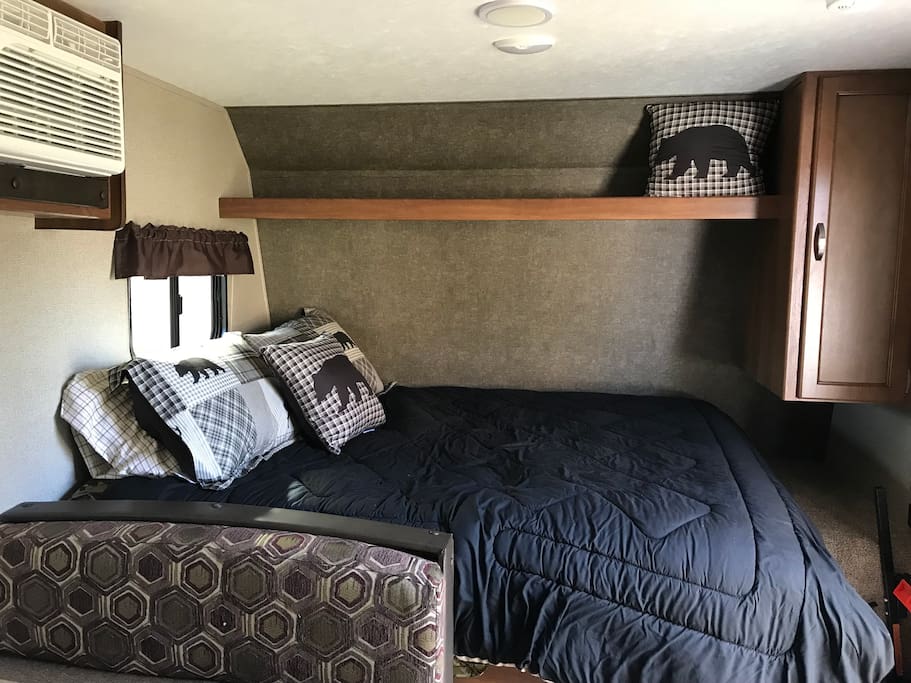 Queen Bed