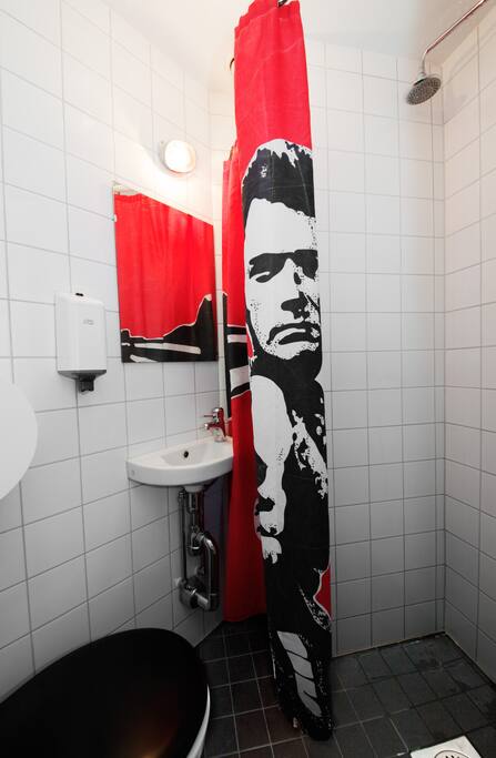 WC and shower