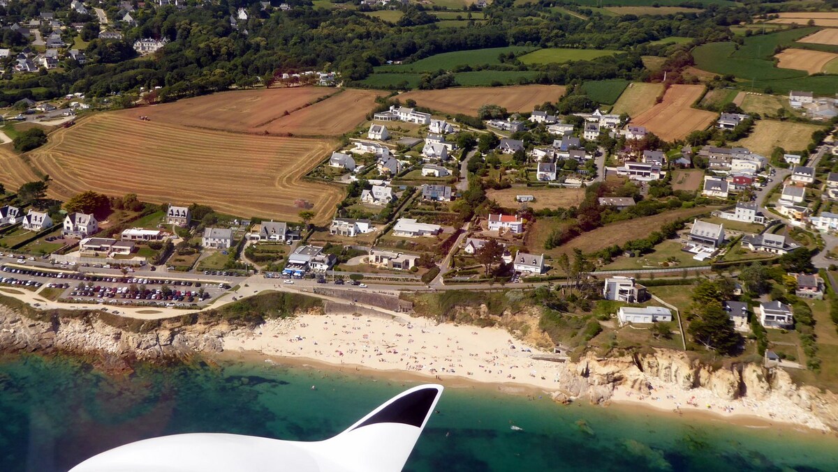 Villa Trégana 4* sea view, beaches, spa, 10 minutes from Brest - Villas for  Rent in Locmaria-Plouzané, Bretagne, France - Airbnb, image size:1200x677
