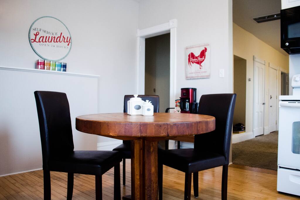 Adorable dining area :)